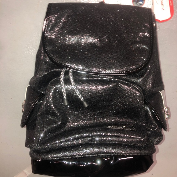 backpack - Picture 1 of 1